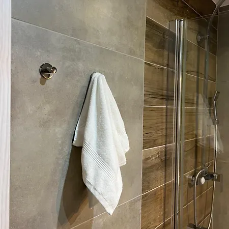 Tomasza 25 Main Square