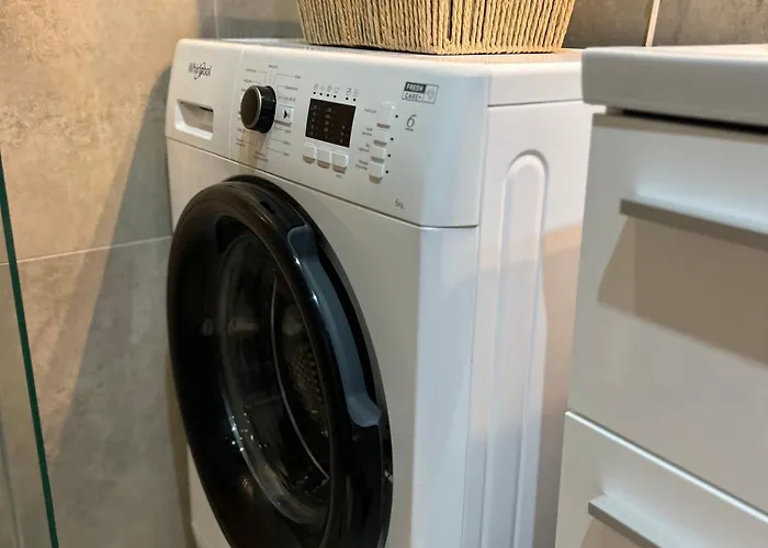 Tomasza 25 Main Square